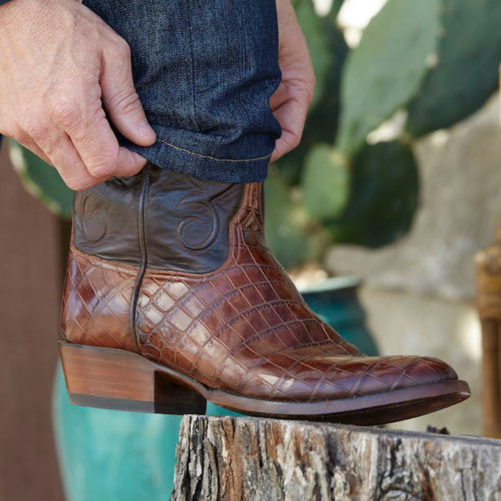 Lucchese Cruz - Dark Brown + Black